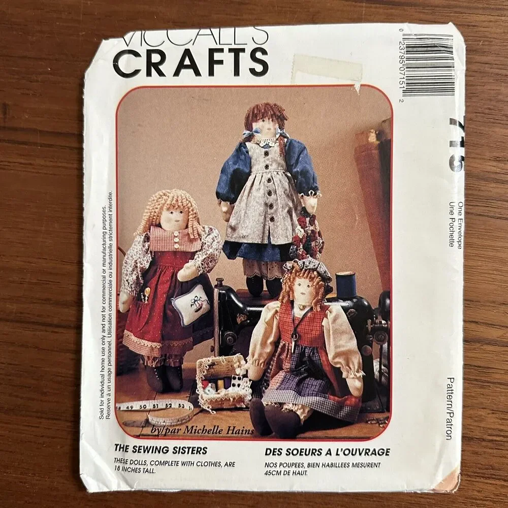 UNCUT McCalls 715 The Sewing Sisters Dolls 18 